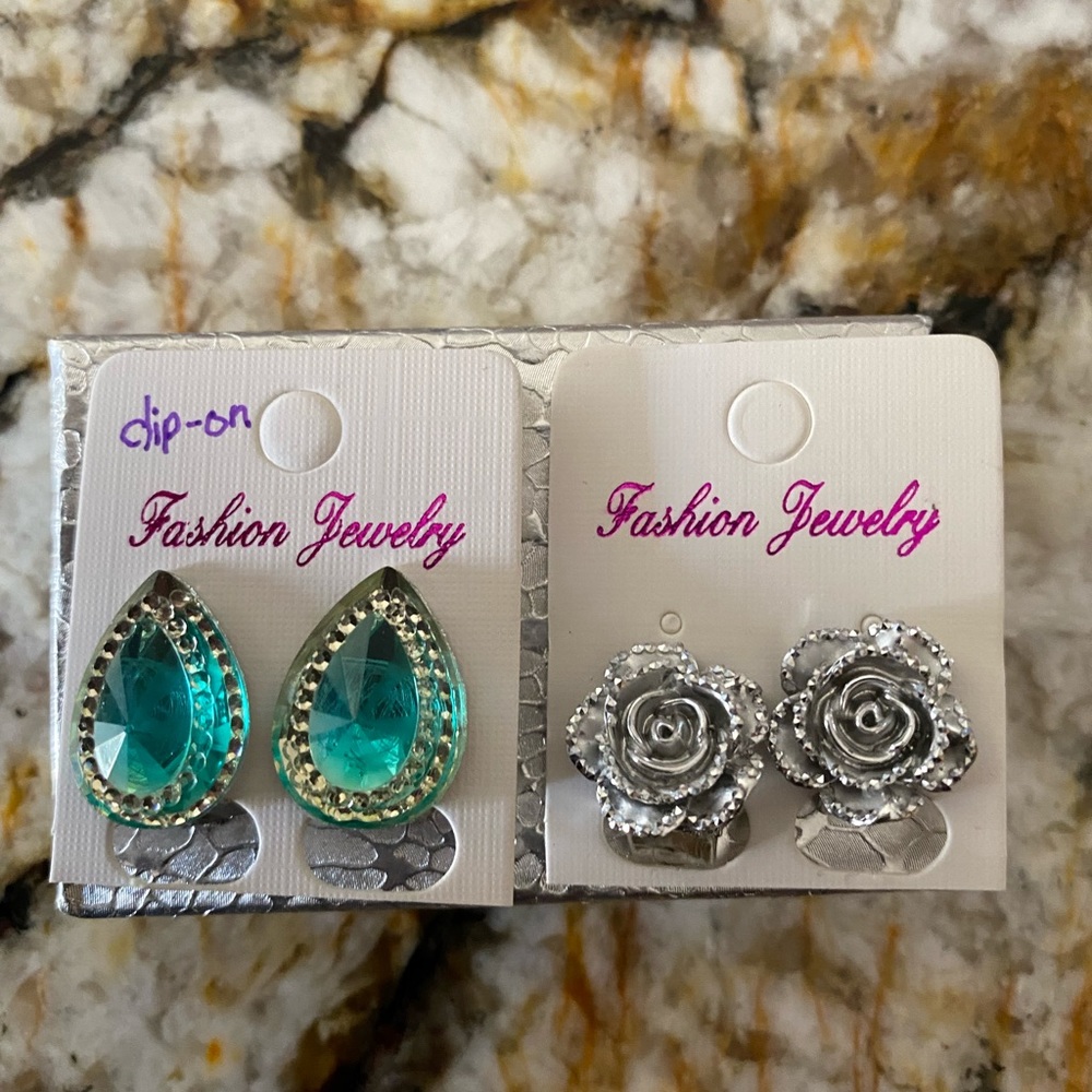 Clip on Earrings - Picture 1 of 2